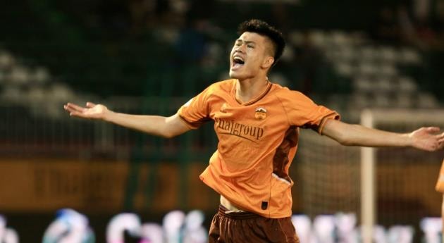 Trung vệ 1m95 Đinh Quang Kiệt: Vũ khí bí mật của U23 Việt Nam tại giải CFA 2026