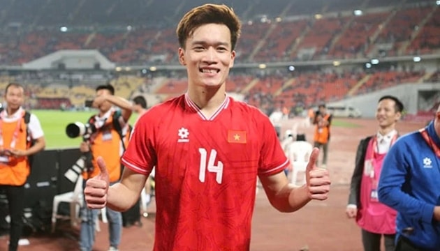 HLV Kim Sang-sik và dàn 'kèo trái' đẳng cấp: Chìa khóa hóa giải Malaysia tại Thiên Trường