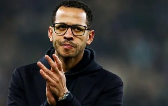 Liam Rosenior và bài toán vực dậy Chelsea: Liệu triết lý mới có đang đi chệch hướng?