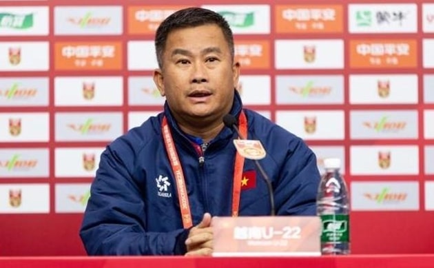 HLV Đinh Hồng Vinh chỉ ra điểm yếu chí mạng của U23 Việt Nam sau giải CFA Team China
