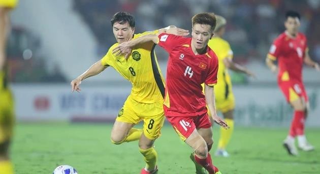 Báo Malaysia: Ngừng lạm dụng chính sách nhập tịch chỉ để thắng tuyển Việt Nam