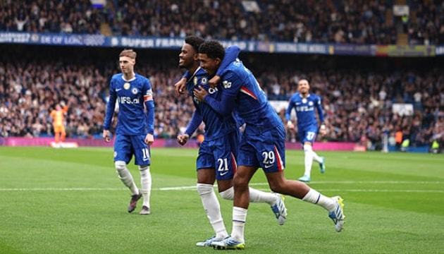 Chelsea vùi dập Port Vale 7-0: Tuyên ngôn đanh thép từ dàn sao trẻ