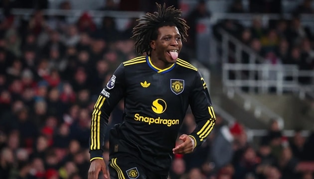 Patrick Dorgu trở lại tập luyện: Cú hích cực lớn cho tham vọng Champions League của Man Utd