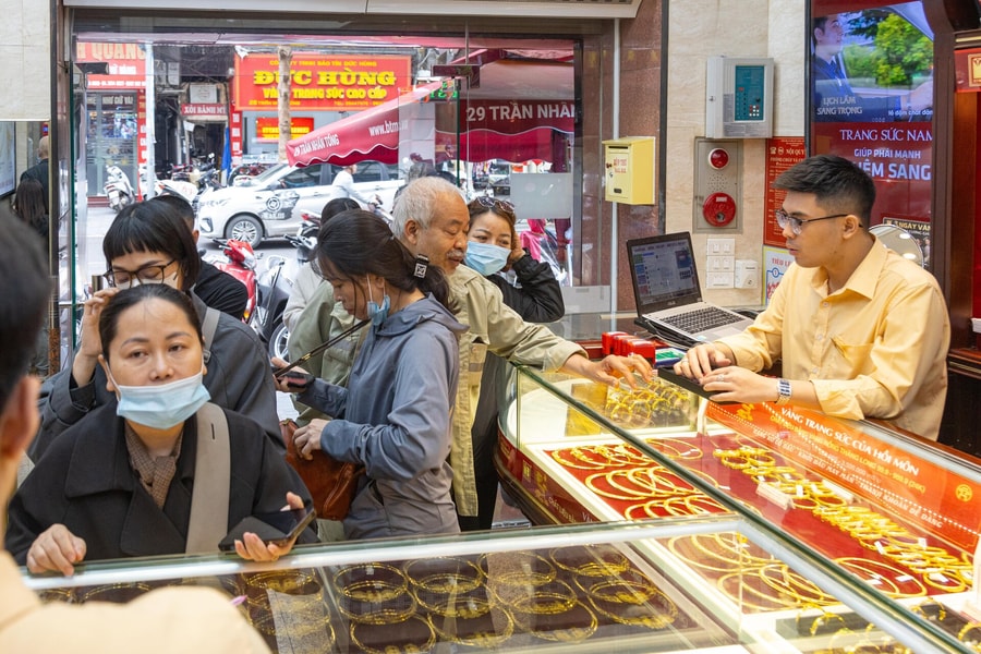 Giá vàng chiều nay 10/4/2026: Bảng giá SJC DOJI PNJ chốt ngày hôm nay