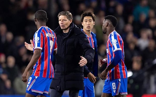 Crystal Palace vùi dập Fiorentina 3-0: Sự thống trị tuyệt đối của Đại bàng tại Conference League