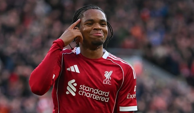 Chấm điểm Liverpool thắng Fulham 2-0: Rio Ngumoha rực sáng, Salah giải cơn khát bàn thắng