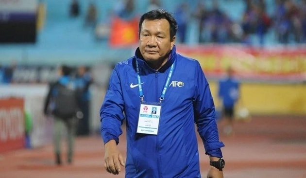 Ông Hoàng Văn Phúc chính thức dẫn dắt tuyển nữ Việt Nam thay HLV Mai Đức Chung