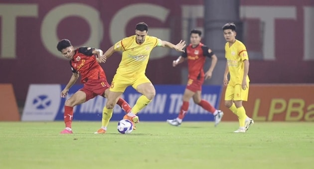 Ninh Bình phô diễn sức mạnh dàn sao, đè bẹp PVF-CAND 3-0 tại V-League