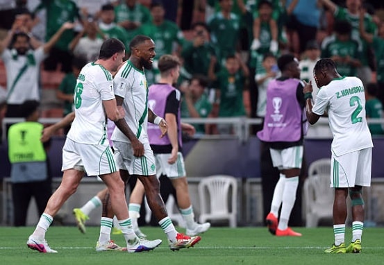 Ivan Toney rực sáng giúp Al Ahli ngược dòng hạ Vissel Kobe vào chung kết AFC Champions League Elite