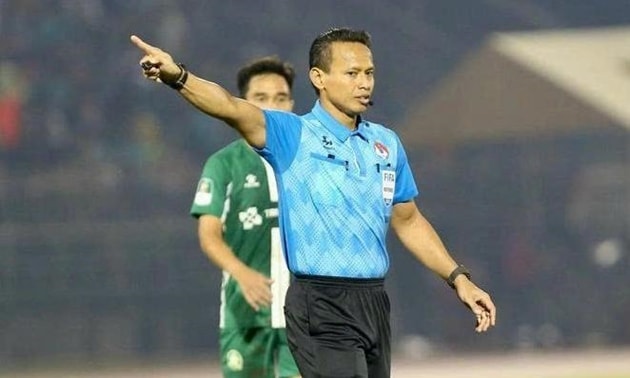 V-League quyết định mời hai trọng tài FIFA Malaysia điều hành các trận cầu then chốt tại vòng 20