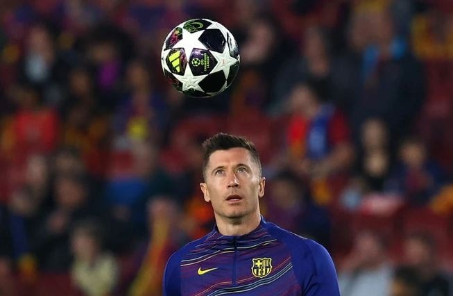 Chuyển nhượng tối 25/4: MU săn đón Lewandowski, Arsenal quyết chi 100 triệu euro cho Guimaraes