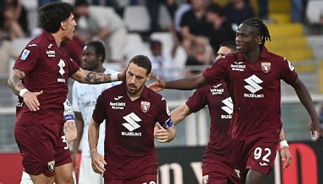 Inter Milan đánh rơi chiến thắng 2-2 trước Torino: Kỷ lục của Dimarco và kịch tính VAR