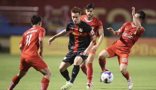 Trọng tài Hàn Quốc điều khiển trận đấu tranh ngôi nhì V.League giữa Viettel và Ninh Bình