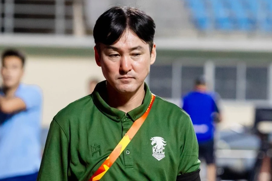 Cựu trợ lý đội tuyển Việt Nam thất bại trong nỗ lực giải cứu Kanchanaburi FC