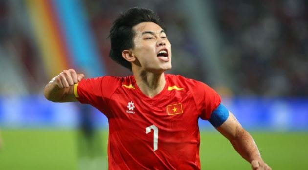 Nguyễn Đình Bắc 2026 và Nguyễn Quang Hải 2018: Sự kế thừa hay một cuộc lật đổ lịch sử?