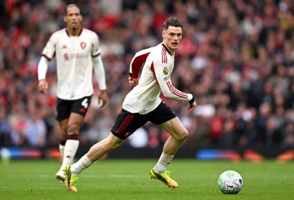Florian Wirtz và bài toán 157 triệu đô la của Liverpool sau thất bại tại Old Trafford