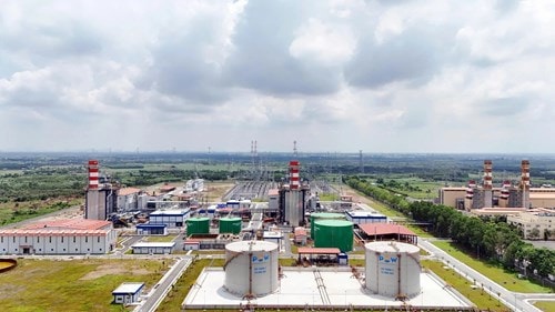 Bộ Công Thương đề xuất nâng sản lượng điện hợp đồng LNG lên 75% để thu hút đầu tư