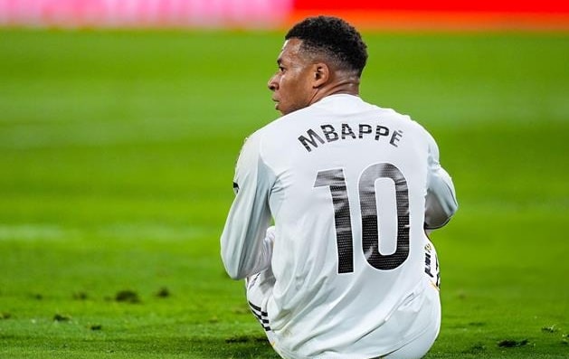 Real Madrid cân nhắc bán Kylian Mbappe, Liverpool chi 94 triệu USD săn Jules Kounde