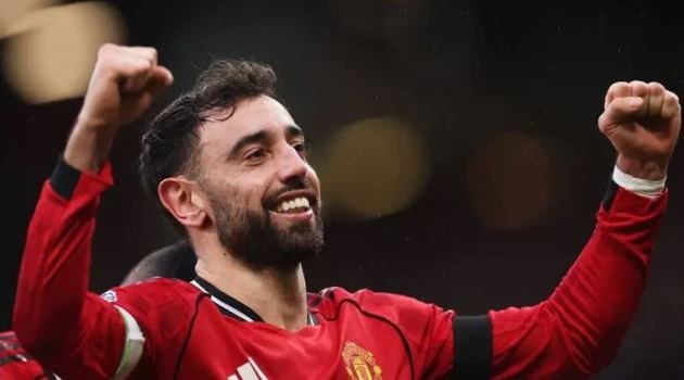 Bruno Fernandes thắng giải FWA 2025/26: Sự bền bỉ giữa mùa bóng Ngoại hạng Anh trầm lắng