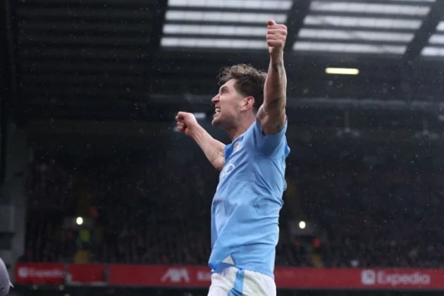 MU quyết giữ Amad Diallo, Everton đàm phán đón John Stones trở lại