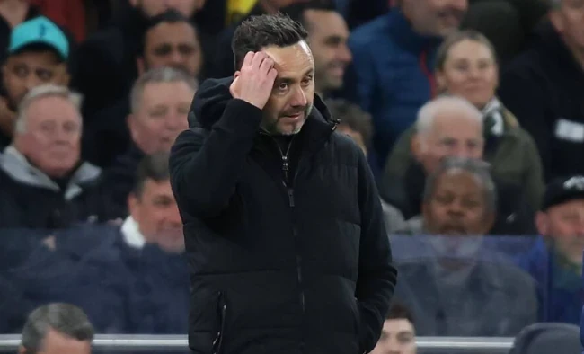 Tottenham 1-1 Leeds: Mathys Tel tỏa sáng và sai lầm, áp lực đè nặng lên De Zerbi