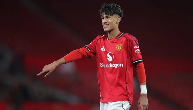 Man Utd chuẩn bị trình làng thần đồng 15 tuổi JJ Gabriel tại tour du đấu hè 2025