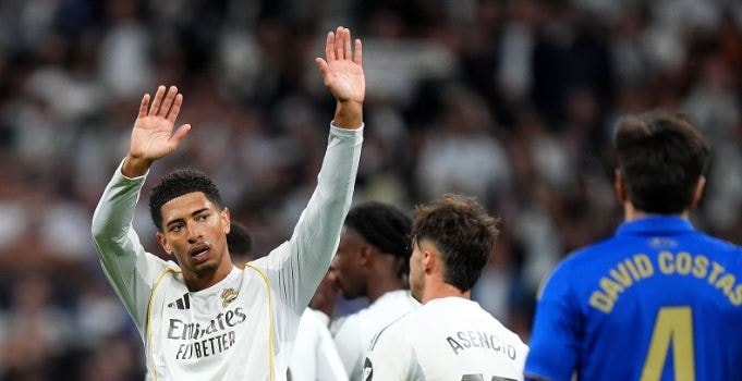 Real Madrid 2-0 Real Oviedo: Bellingham rực sáng giữa bầu không khí ngột ngạt tại Bernabeu