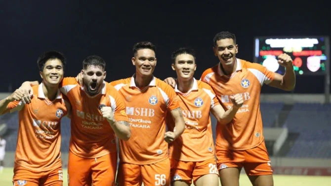 V-League 2025/26 lập kỷ lục gần 700 thẻ vàng trong cuộc đua trụ hạng đầy kịch tính