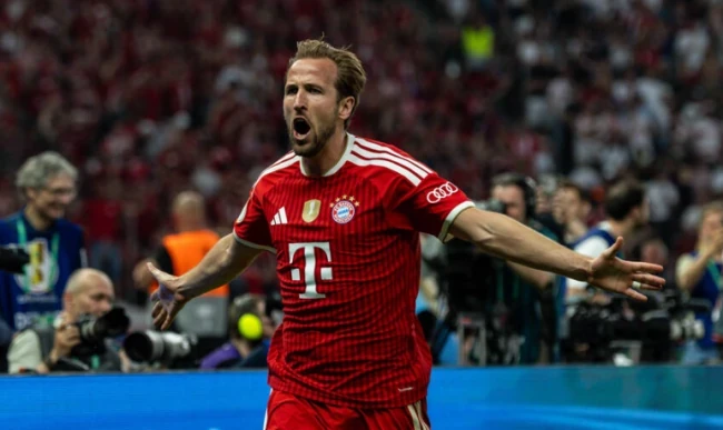 Harry Kane lập hat-trick, Bayern Munich vô địch DFB-Pokal sau chiến thắng 3-0 trước Stuttgart