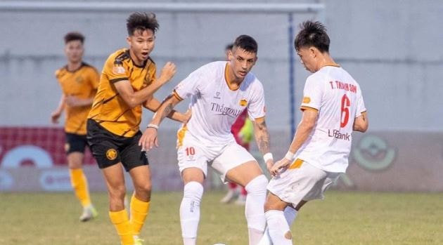 Cơn ác mộng play-off bủa vây HAGL sau vòng 24 V-League 2025-2026