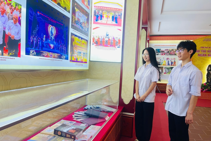 Báu vật Nguyễn Du và sức sống Truyện Kiều