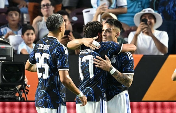 Argentina 2-0 Honduras: Lautaro Martinez tỏa sáng trong ngày Lionel Messi dự bị