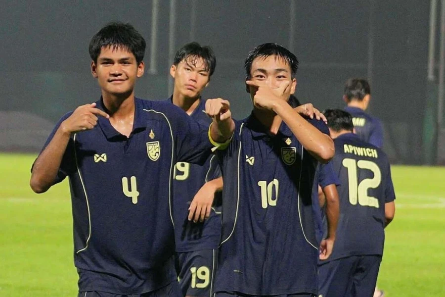 U19 Thái Lan hạ Malaysia 3-2: Voi chiến vào bán kết, mở cửa hy vọng cho U19 Việt Nam