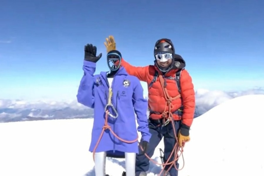 Robot Pemba chinh phục đỉnh Chimborazo: Bước đệm đưa robot hình người lên Everest