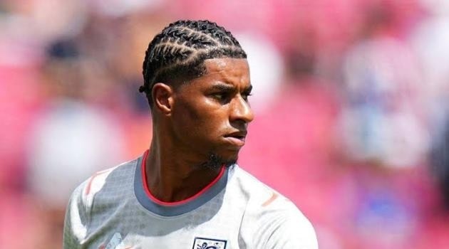 Marcus Rashford rơi vào bế tắc chuyển nhượng khi cả MU và Barcelona đều từ chối tương lai