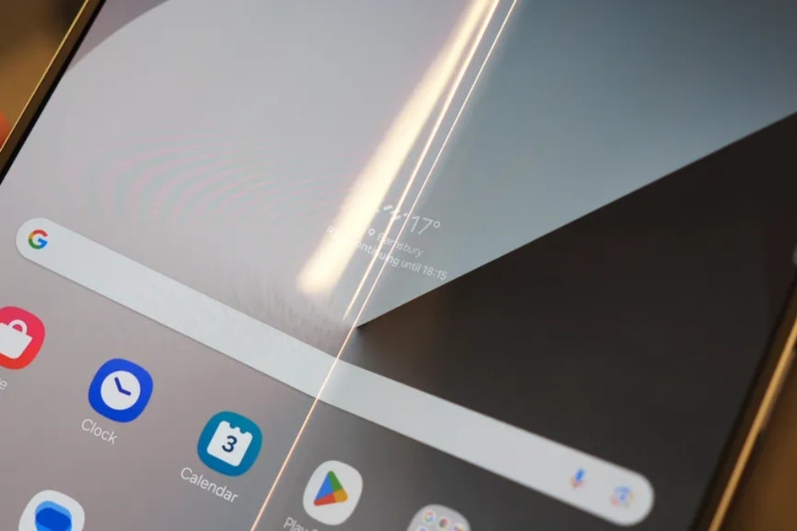 Samsung thử nghiệm kính UTG 60 micron cho Galaxy Z Fold8: Bước tiến xóa mờ nếp gấp màn hình