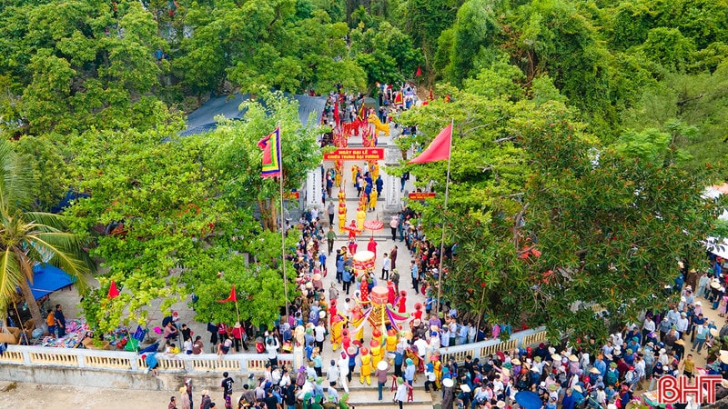 Đậm sắc văn hóa truyền thống tại Lễ hội Đền Lê Khôi