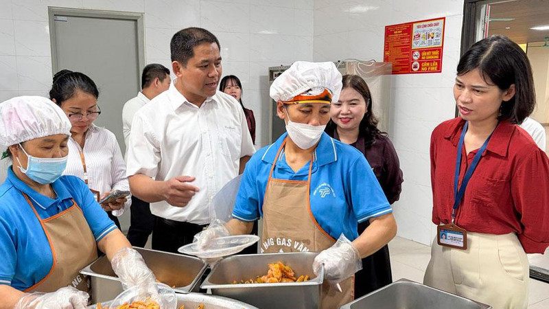 Đề xuất lập Sở An toàn thực phẩm Hà Nội và chi cục tại 32 tỉnh, thành