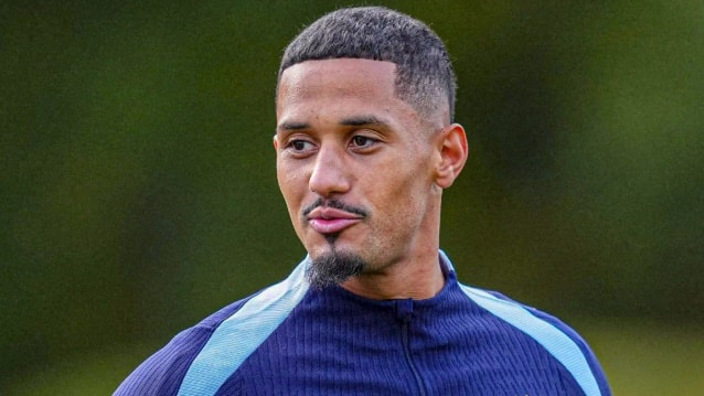 William Saliba cảnh báo tuyển Pháp không được chủ quan trước Iraq tại World Cup 2026