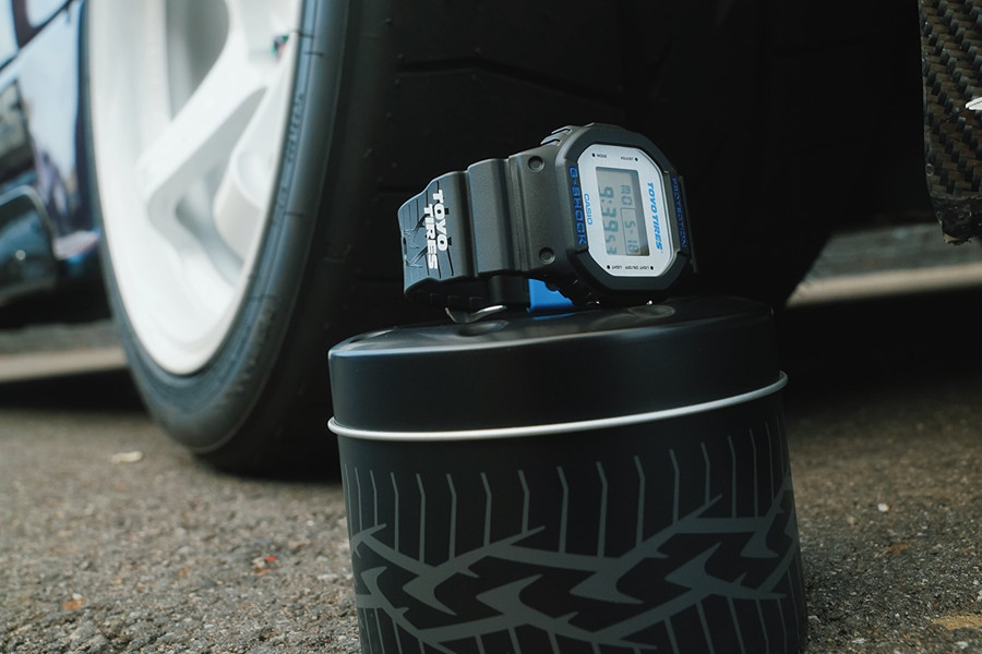 Casio G-Shock DW5600TT25-1 x Toyo Tires: Khi di sản đồng hồ vuông kết hợp cùng lốp hiệu năng cao