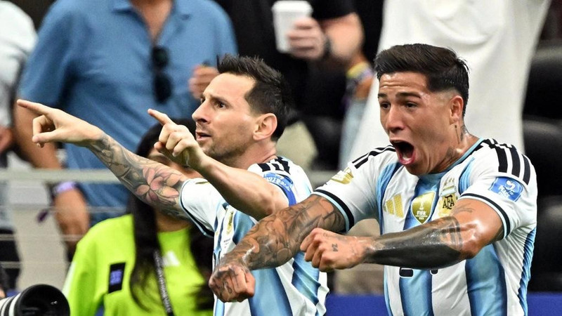 CĐV thế giới tố cáo FIFA dàn xếp giúp Argentina vào nhánh đấu dễ