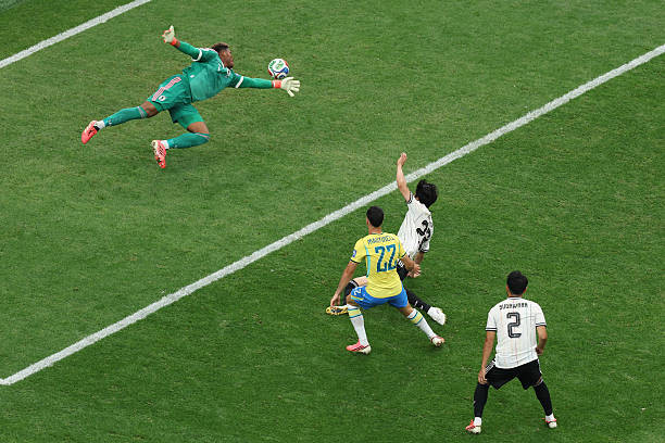 Brazil ngược dòng hạ Nhật Bản 2-1: Nghệ thuật giải mã của Carlo Ancelotti