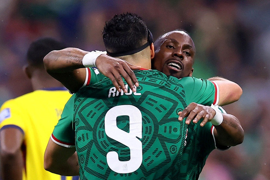 Mexico đánh bại Ecuador 2-0: Chấm dứt lời nguyền 40 năm tại World Cup