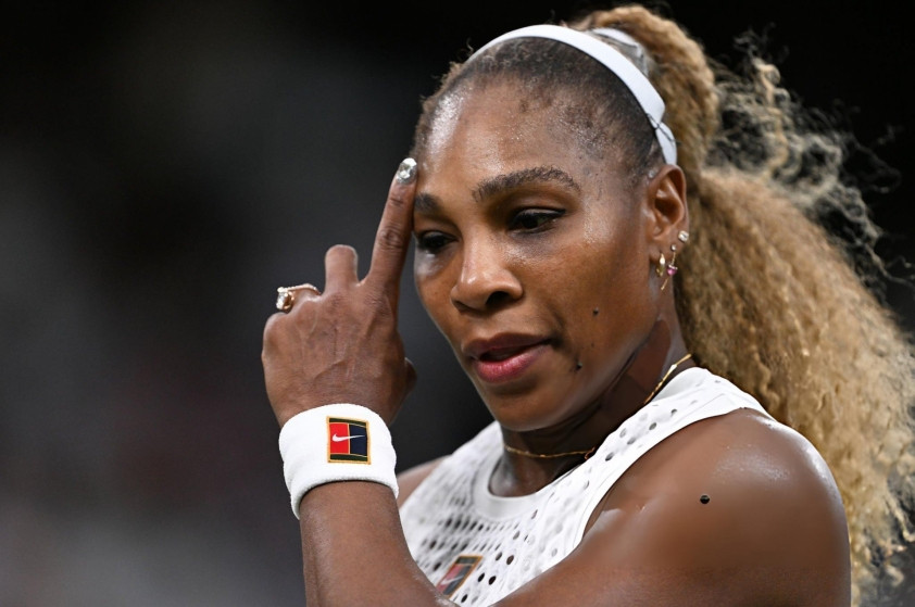 Serena Williams dừng bước sớm tại Wimbledon 2026: Màn tái xuất kịch tính và tranh cãi ở tuổi 44