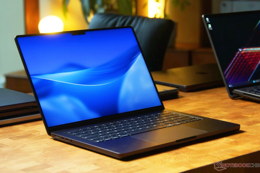 MacBook Pro 14 inch thế hệ mới: Đột phá với chip M7 và thiết kế siêu mỏng từ dòng Ultra