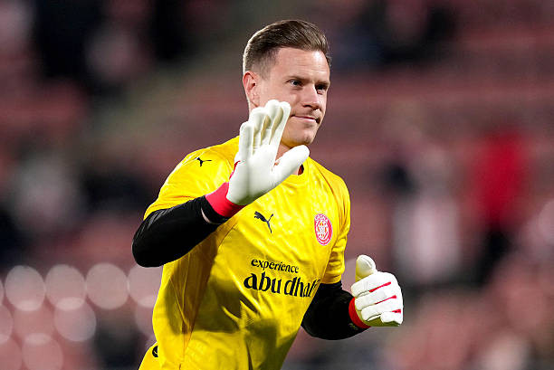Ajax ngỡ ngàng vì thương vụ Marc-Andre ter Stegen bế tắc do rắc rối thuế của Barcelona