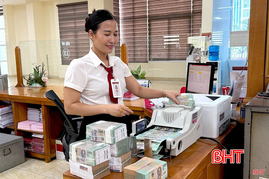Vàng, đất nền hay sổ tiết kiệm? - Dòng tiền nhàn rỗi của người dân đang đi về đâu?