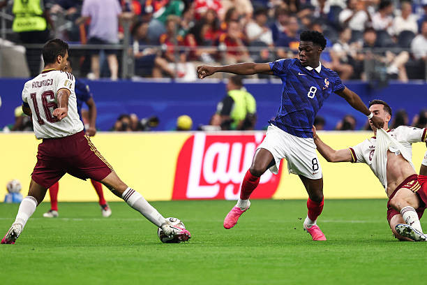 Rodri và Fabian Ruiz bóp nghẹt tuyển Pháp, Tây Ban Nha vào chung kết World Cup 2026