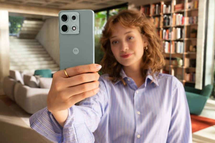 Motorola Edge 70 Max ra mắt: Đột phá công nghệ pin silicon-carbon 7100mAh và chip Snapdragon 8 Gen 5