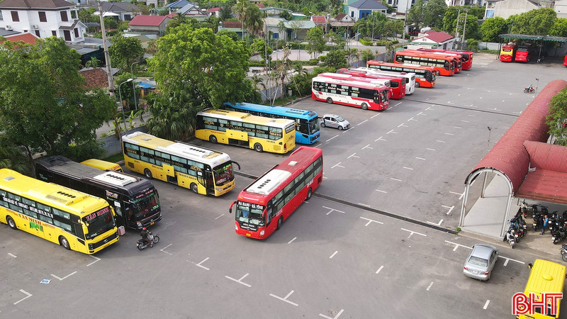 8 nhà xe ở Hà Tĩnh chưa giảm giá cước khi xăng dầu “hạ nhiệt”